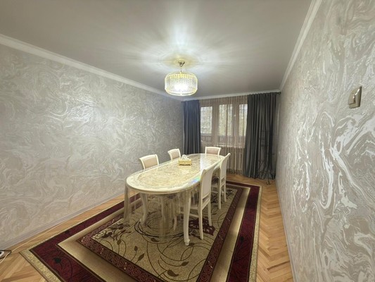 Продам трехкомнатную (3-комн.) квартиру, Нахушева ул, 89, Нальчик г