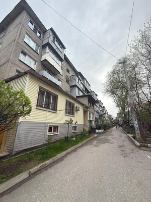 Продам трехкомнатную (3-комн.) квартиру, Нахушева ул, 89, Нальчик г
