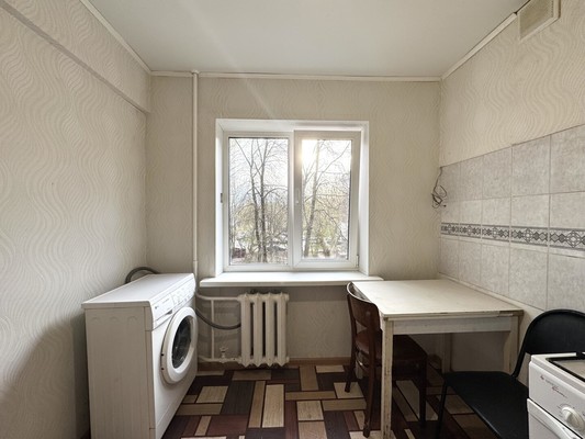 Продам двухкомнатную (2-комн.) квартиру, Костычева ул, 23, Брянск г