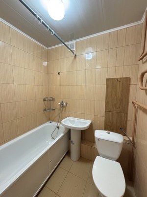 Продам двухкомнатную (2-комн.) квартиру, Костычева ул, 23, Брянск г