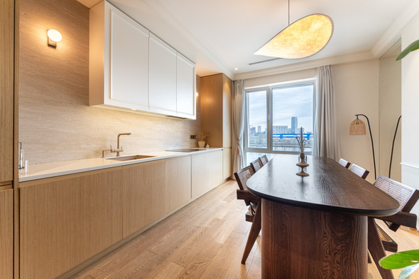 Продам трехкомнатную (3-комн.) квартиру, Лихачёва пр-кт, 10к3, Москва г