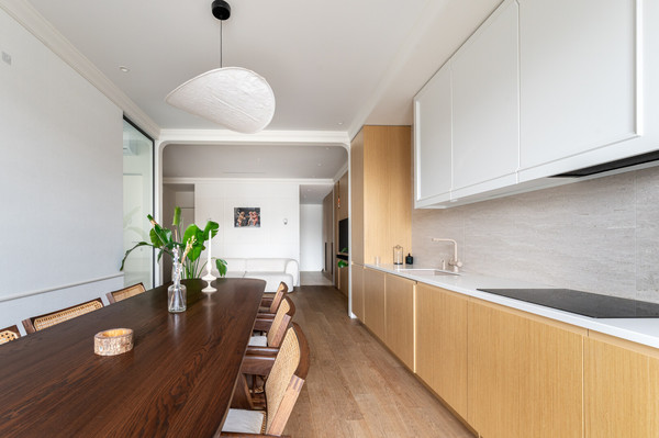 Продам трехкомнатную (3-комн.) квартиру, Лихачёва пр-кт, 10к3, Москва г