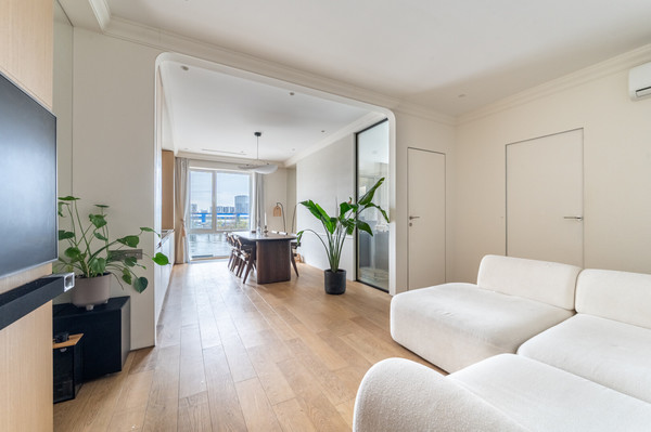 Продам трехкомнатную (3-комн.) квартиру, Лихачёва пр-кт, 10к3, Москва г