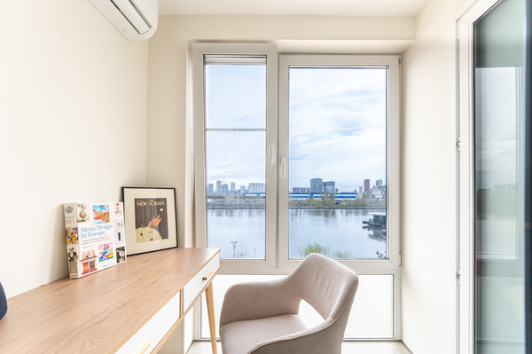 Продам трехкомнатную (3-комн.) квартиру, Лихачёва пр-кт, 10к3, Москва г