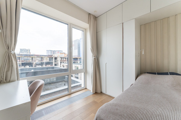 Продам трехкомнатную (3-комн.) квартиру, Лихачёва пр-кт, 10к3, Москва г