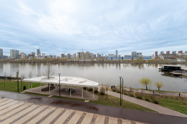 Продам трехкомнатную (3-комн.) квартиру, Лихачёва пр-кт, 10к3, Москва г