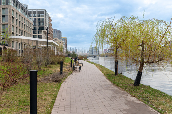 Продам трехкомнатную (3-комн.) квартиру, Лихачёва пр-кт, 10к3, Москва г