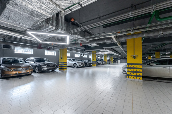 Продам трехкомнатную (3-комн.) квартиру, Лихачёва пр-кт, 10к3, Москва г