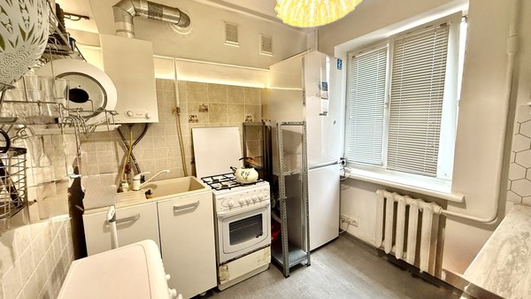 Продам однокомнатную (1-комн.) квартиру, Кирова пр-кт, 12кА, Симферополь г