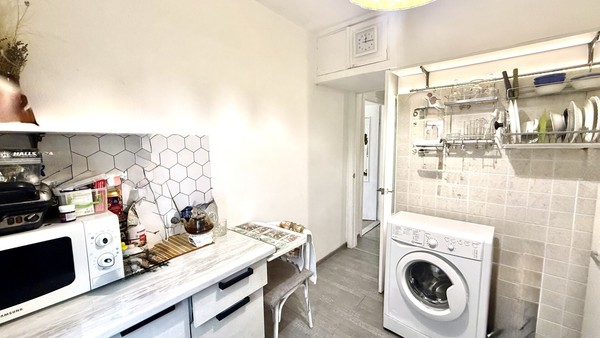 Продам однокомнатную (1-комн.) квартиру, Кирова пр-кт, 12кА, Симферополь г