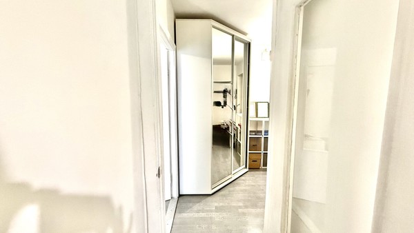 Продам однокомнатную (1-комн.) квартиру, Кирова пр-кт, 12кА, Симферополь г