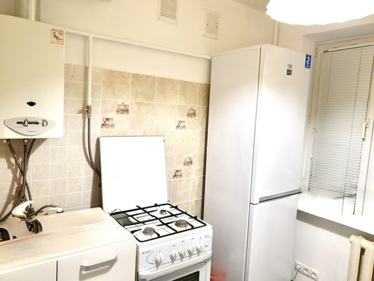 Продам однокомнатную (1-комн.) квартиру, Кирова пр-кт, 12кА, Симферополь г