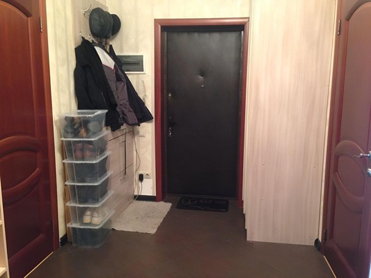 Продам трехкомнатную (3-комн.) квартиру, Ленина ул, 19, Октябрьский рп