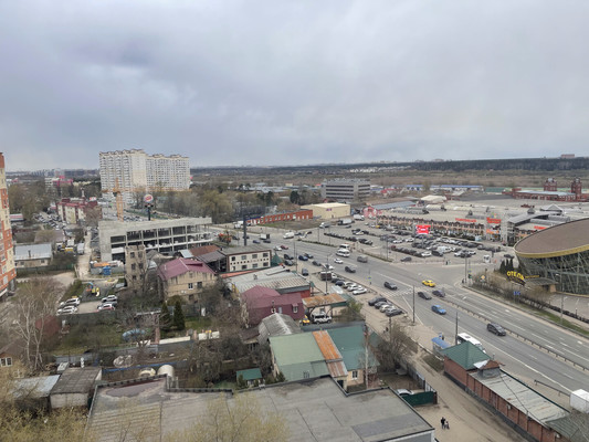 Продам трехкомнатную (3-комн.) квартиру, Ленина ул, 19, Октябрьский рп