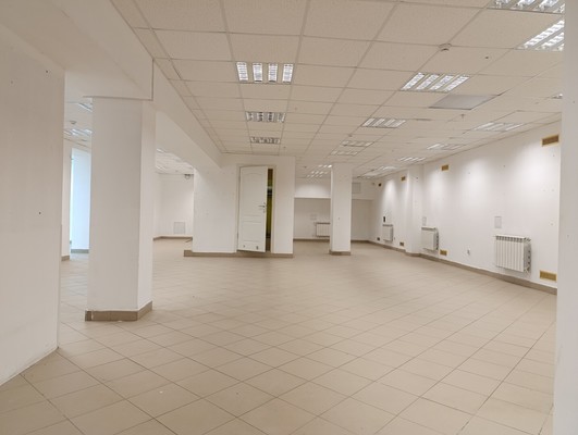 Сдам коммерческое помещение 196,9 м2, Нарвская ул, 46, Калининград г