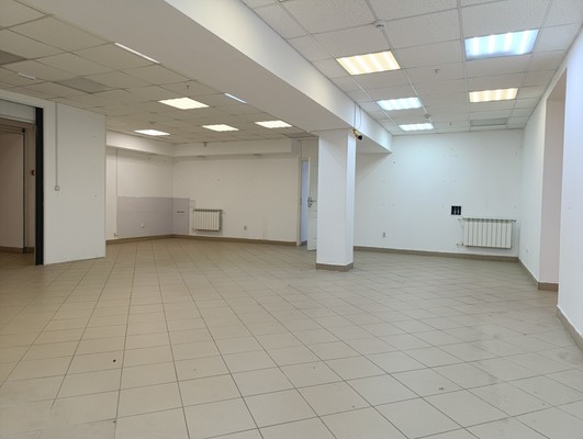 Сдам коммерческое помещение 196,9 м2, Нарвская ул, 46, Калининград г