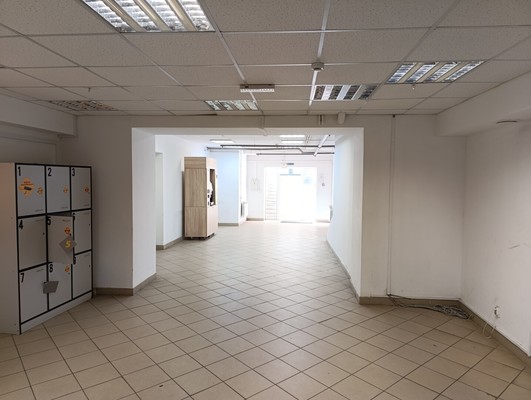 Сдам коммерческое помещение 196,9 м2, Нарвская ул, 46, Калининград г