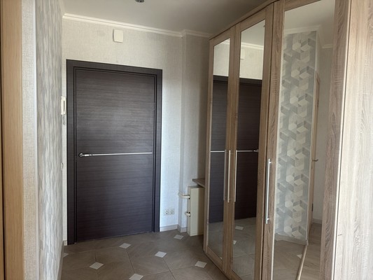 Продам двухкомнатную (2-комн.) квартиру, Октябрьский пр-кт, 23Б, Подольск г