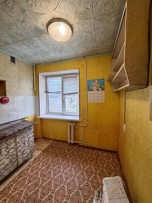 Продам двухкомнатную (2-комн.) квартиру, Нижнегорская ул, 40, Белогорск г