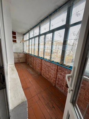 Продам двухкомнатную (2-комн.) квартиру, Нижнегорская ул, 40, Белогорск г