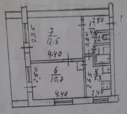 Продам двухкомнатную (2-комн.) квартиру, Нижнегорская ул, 40, Белогорск г