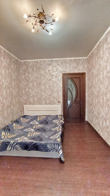 Сдам двухкомнатную (2-комн.) квартиру, им. Сергея Есенина ул, 824, Краснодар г