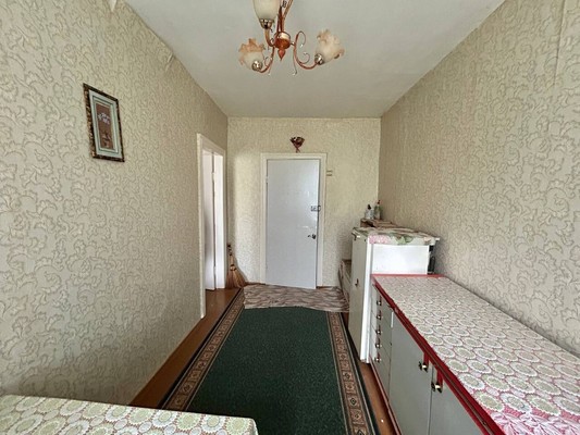 Продам двухкомнатную (2-комн.) квартиру, Белова ул, 25, Мирное с