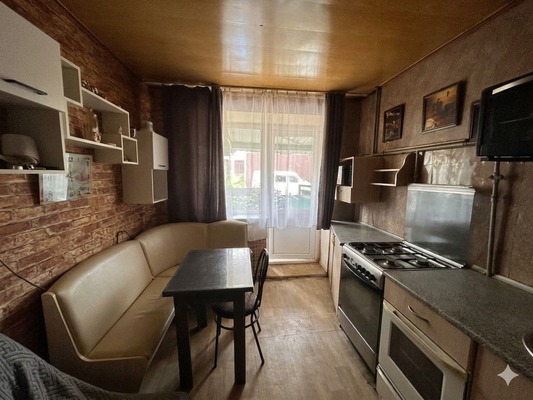 Продам двухкомнатную (2-комн.) квартиру, Белова ул, 25, Мирное с