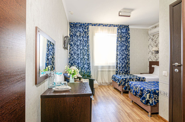 Продам гостиницу 1 618 м2, Приморский пер, 16, Витязево с