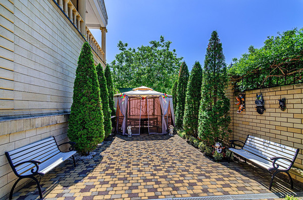 Продам гостиницу 1 618 м2, Приморский пер, 16, Витязево с