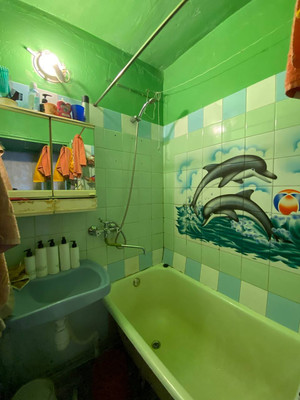 Продам комнату в 3-комн. квартире, Сиреневый б-р, 8, Санкт-Петербург г