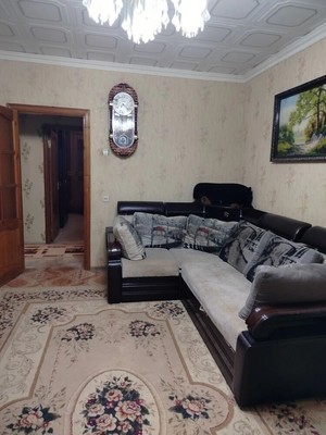 Продам трехкомнатную (3-комн.) квартиру, Великой Победы б-р, 16, Волгодонск г