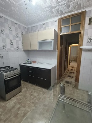 Продам трехкомнатную (3-комн.) квартиру, Великой Победы б-р, 16, Волгодонск г