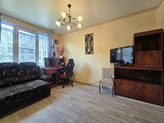 Продам двухкомнатную (2-комн.) квартиру, Народная ул, 17Е, Санкт-Петербург г