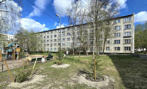Продам двухкомнатную (2-комн.) квартиру, Народная ул, 17Е, Санкт-Петербург г