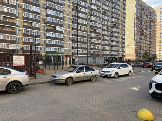 Продам однокомнатную (1-комн.) квартиру, им. Петра Метальникова ул, 26, Краснодар г