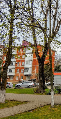 Продам двухкомнатную (2-комн.) квартиру, Краснооктябрьская ул, 65, Майкоп г