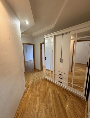 Продам трехкомнатную (3-комн.) квартиру, Пронская ул, 11к2, Москва г