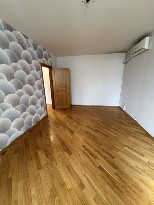 Продам трехкомнатную (3-комн.) квартиру, Пронская ул, 11к2, Москва г