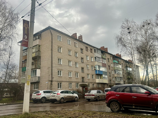 Продам трехкомнатную (3-комн.) квартиру, Маяковского ул, 19, Кораблино г
