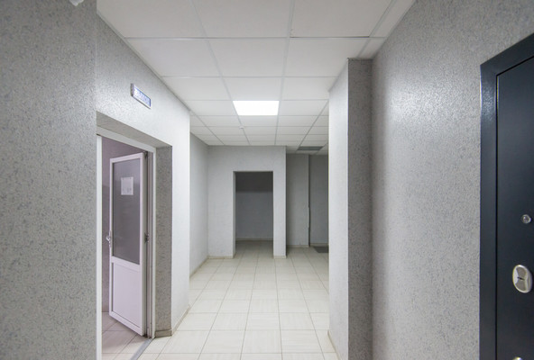 Продам трехкомнатную (3-комн.) квартиру, Тибетская ул, 1б, Ростов-на-Дону г