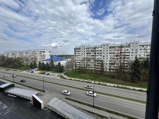 Продам двухкомнатную (2-комн.) квартиру, Кабардинская ул, 199, Нальчик г