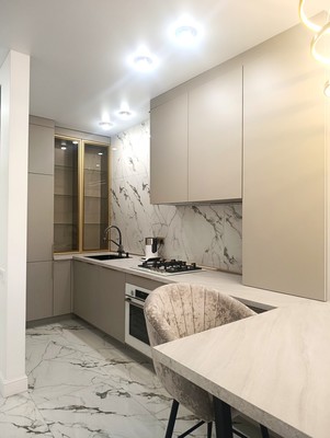 Продам однокомнатную (1-комн.) квартиру, Закатная ул, 29к3, Калининград г