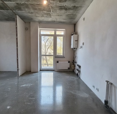 Продам трехкомнатную (3-комн.) квартиру, Тенистая аллея ул, 42В, Калининград г