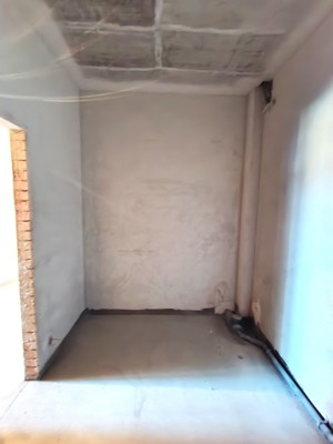 Продам трехкомнатную (3-комн.) квартиру, Тенистая аллея ул, 42В, Калининград г