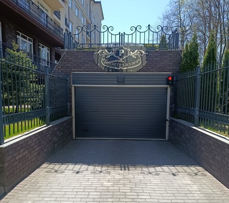 Продам трехкомнатную (3-комн.) квартиру, Тенистая аллея ул, 42В, Калининград г