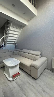 Продам двухкомнатную (2-комн.) квартиру, Дачная ул, 8, Калининград г