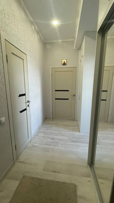 Продам двухкомнатную (2-комн.) квартиру, Дачная ул, 8, Калининград г