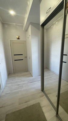 Продам двухкомнатную (2-комн.) квартиру, Дачная ул, 8, Калининград г