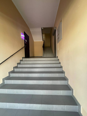 Продам двухкомнатную (2-комн.) квартиру, Дачная ул, 8, Калининград г